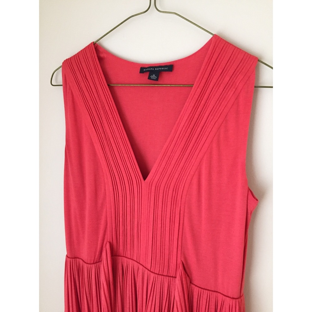 Banana Republic sleeveless dress in coral pink.