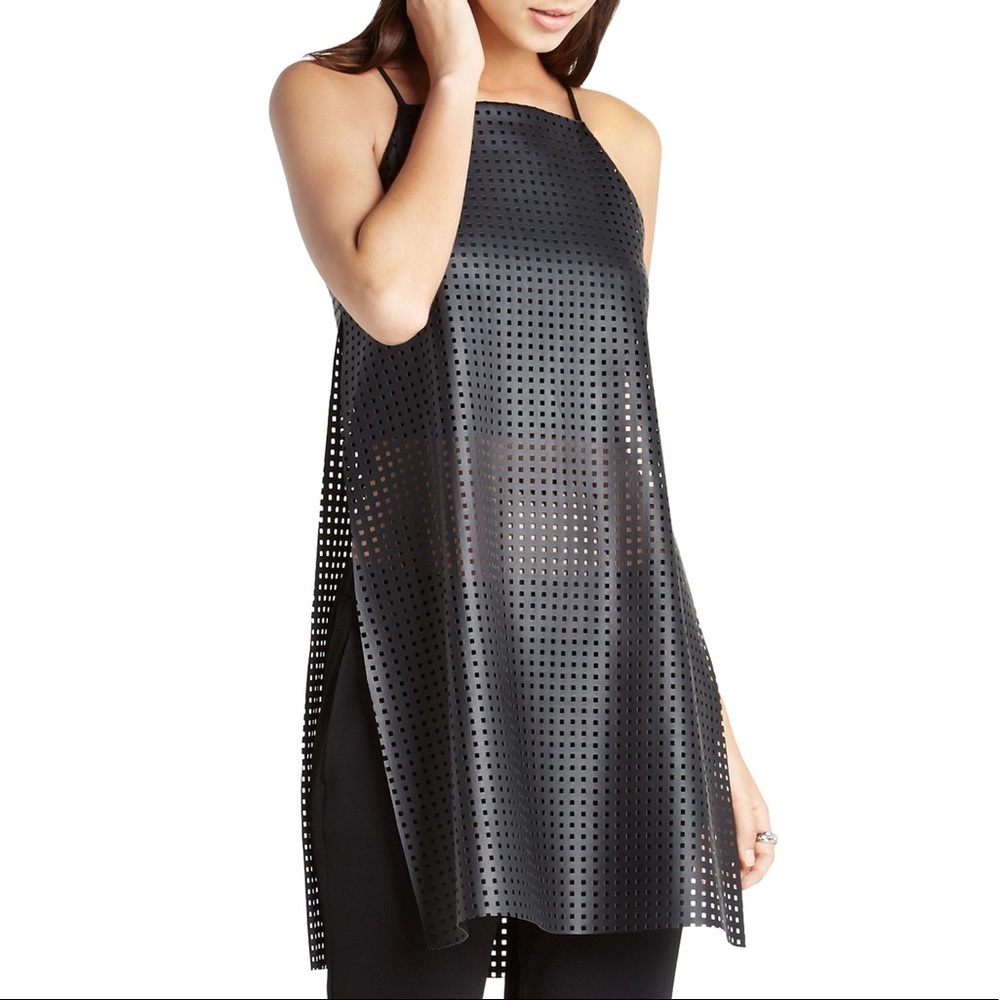 🚫SOLD🚫BCBGeneration Laser-Cut Side Slit Top