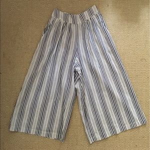 Light weight cotton gaucho pants