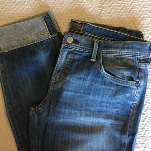 Citizen Capri Jeans with Holes