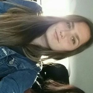 Meet your Posher, Leeah