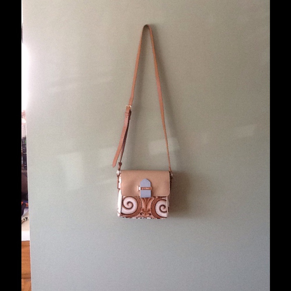 Spartina 449 cross body