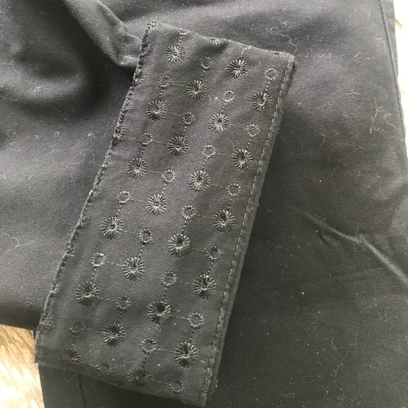 Black Capri - Picture 2 of 2