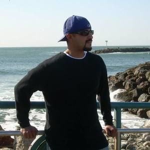 Meet your Posher, Carlos