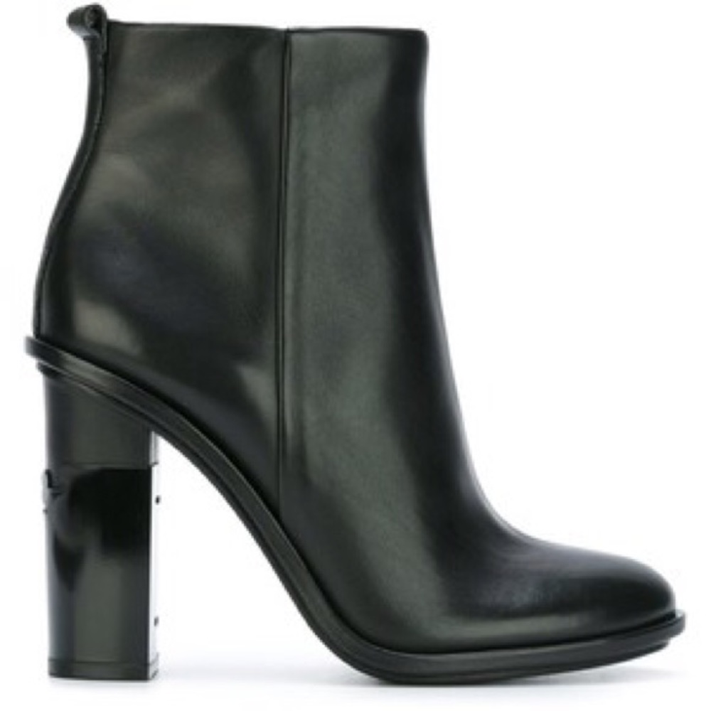 Auth Tory Burch Gabrielle Block Heel Ankle Booties