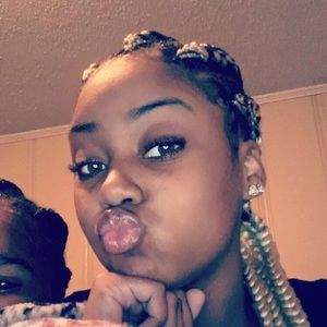 Meet your Posher, Diamond