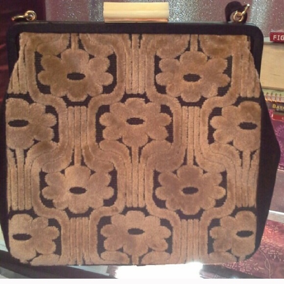 I'm not selling I'm searching - Picture 1 of 2