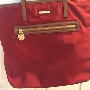 Michael Kors kempton large burnt orange tote bag.