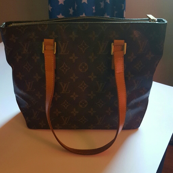 Louis Vuitton Handbags - LOUIS VUITTON AUTHENTIC