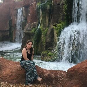 Meet your Posher, Vanessa