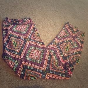 Lularoe BNWOT TC Aztec Leggings