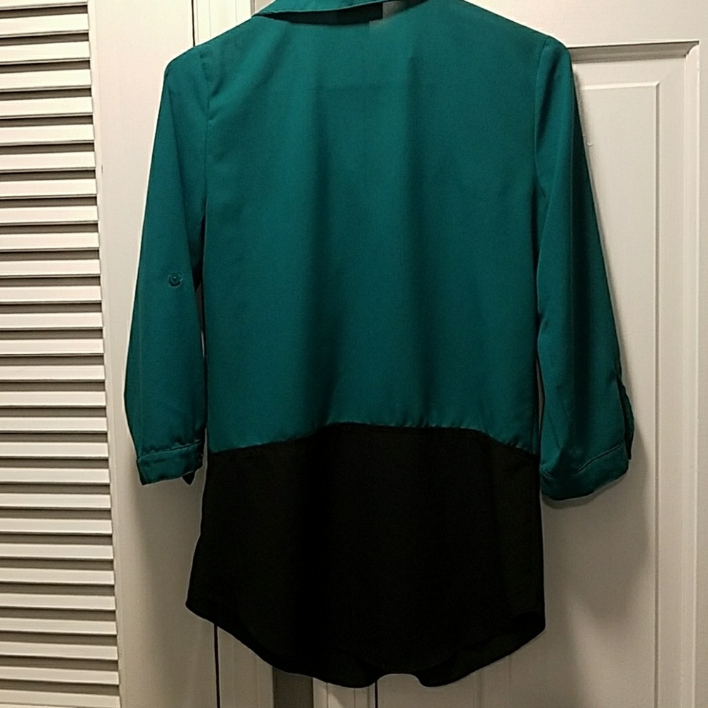 Blouse - Picture 3 of 3