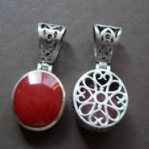 Silpada Jewelry - Silpada Reversible Pendant