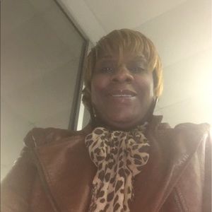 Meet your Posher, Marion