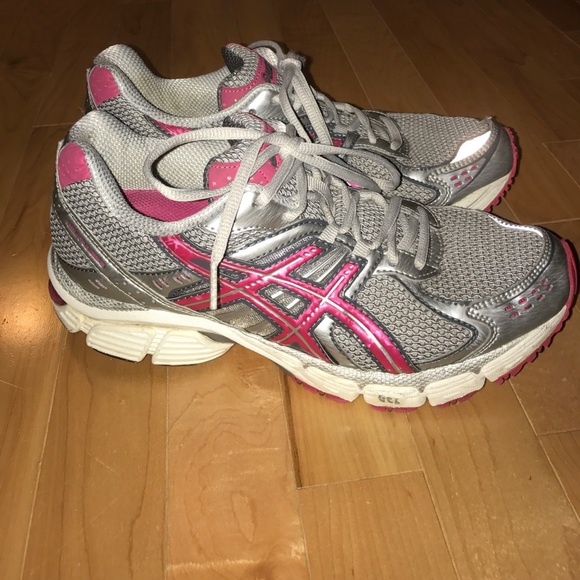 asics pink grey