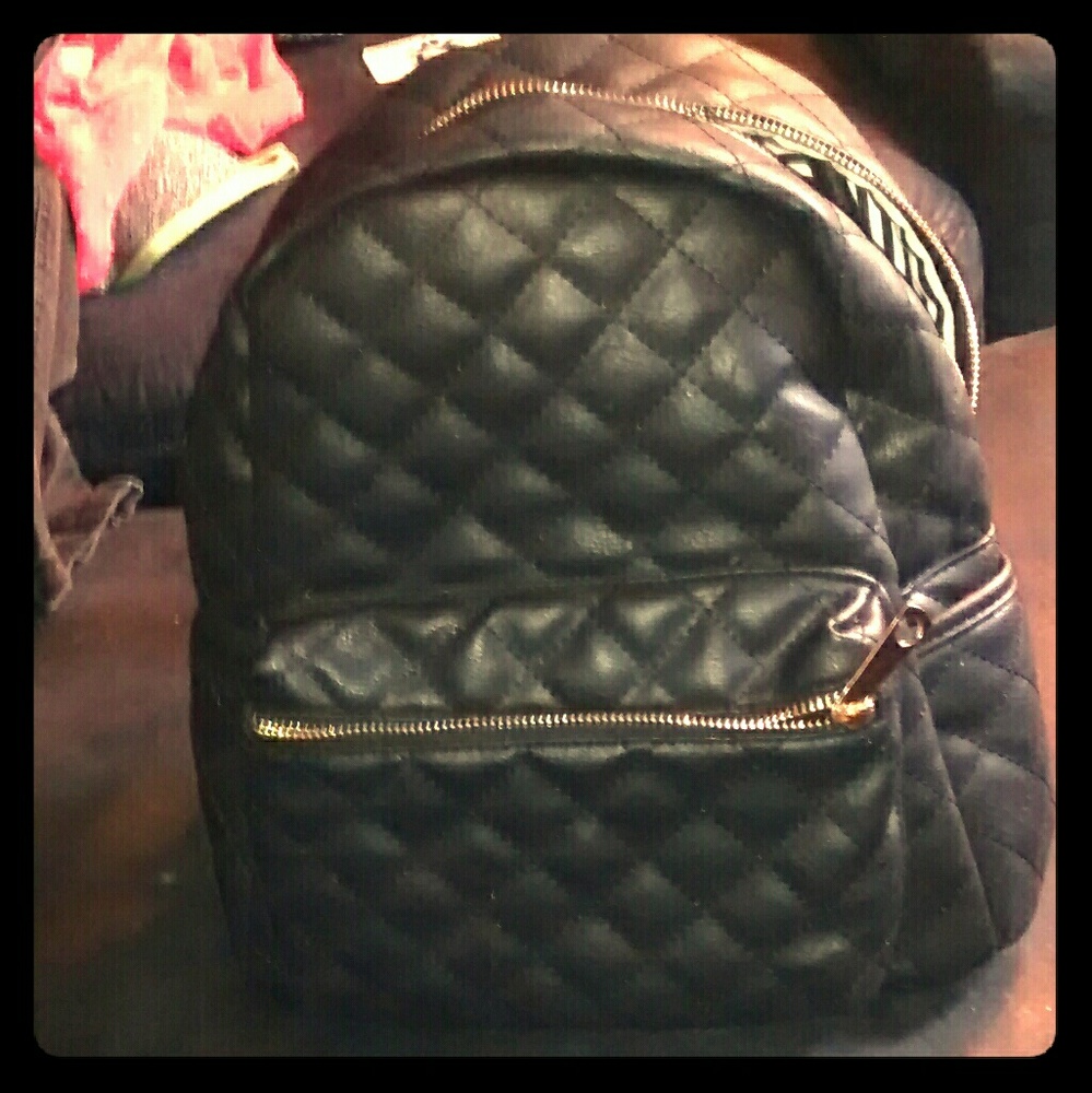 Yoki backpack *CUTE*