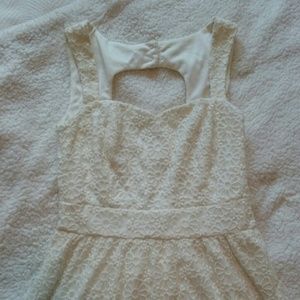 Beautiful off-white dress