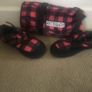 Red and black plaid low rise packable Pakems boots