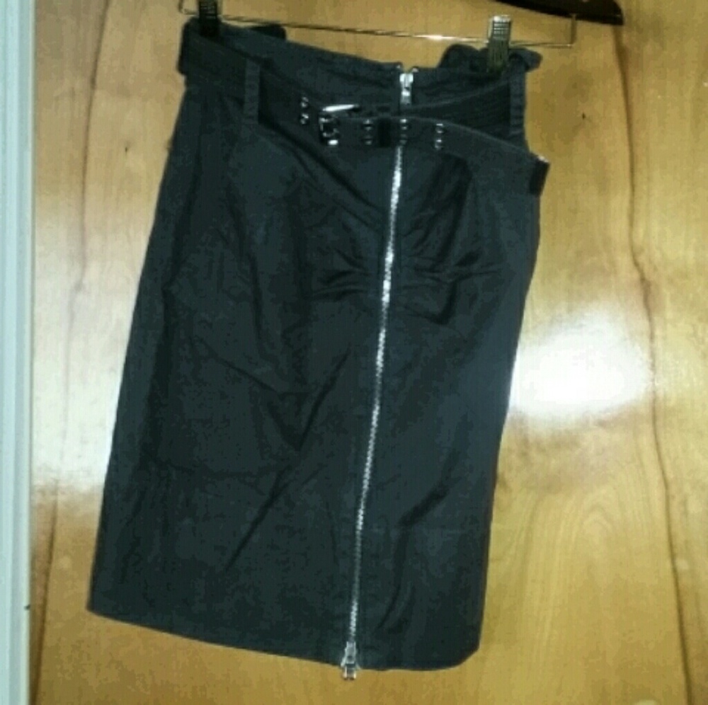 Marc by Marc Jacobs brown zip-front skirt, size 0