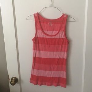 Cute and comfy ribbed tank top