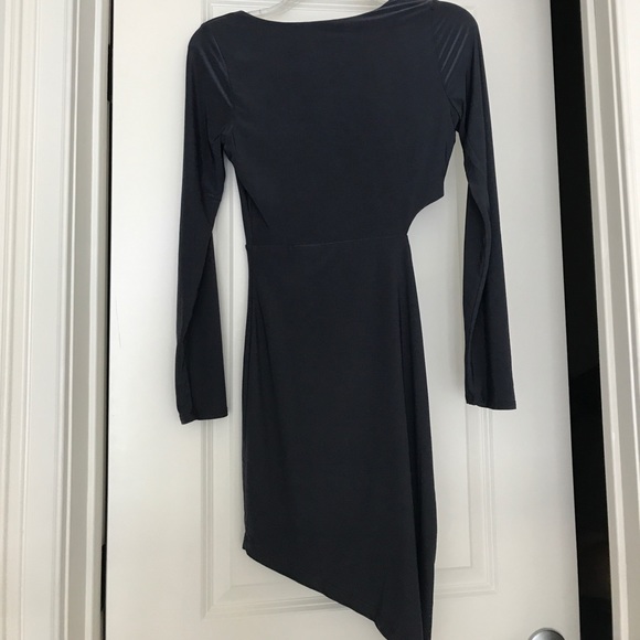 Tobi cut out dress - Picture 3 of 5