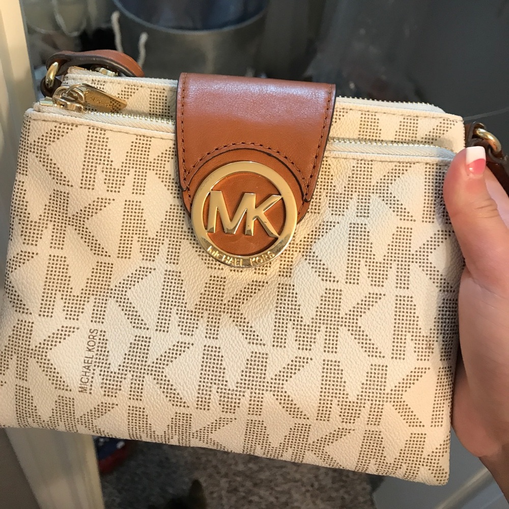 Michael Kors Crossbody Bag