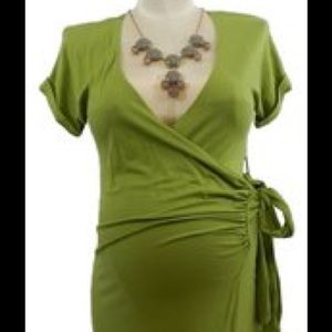 💋Sold💋Isabella Oliver short sleeve wrap dress