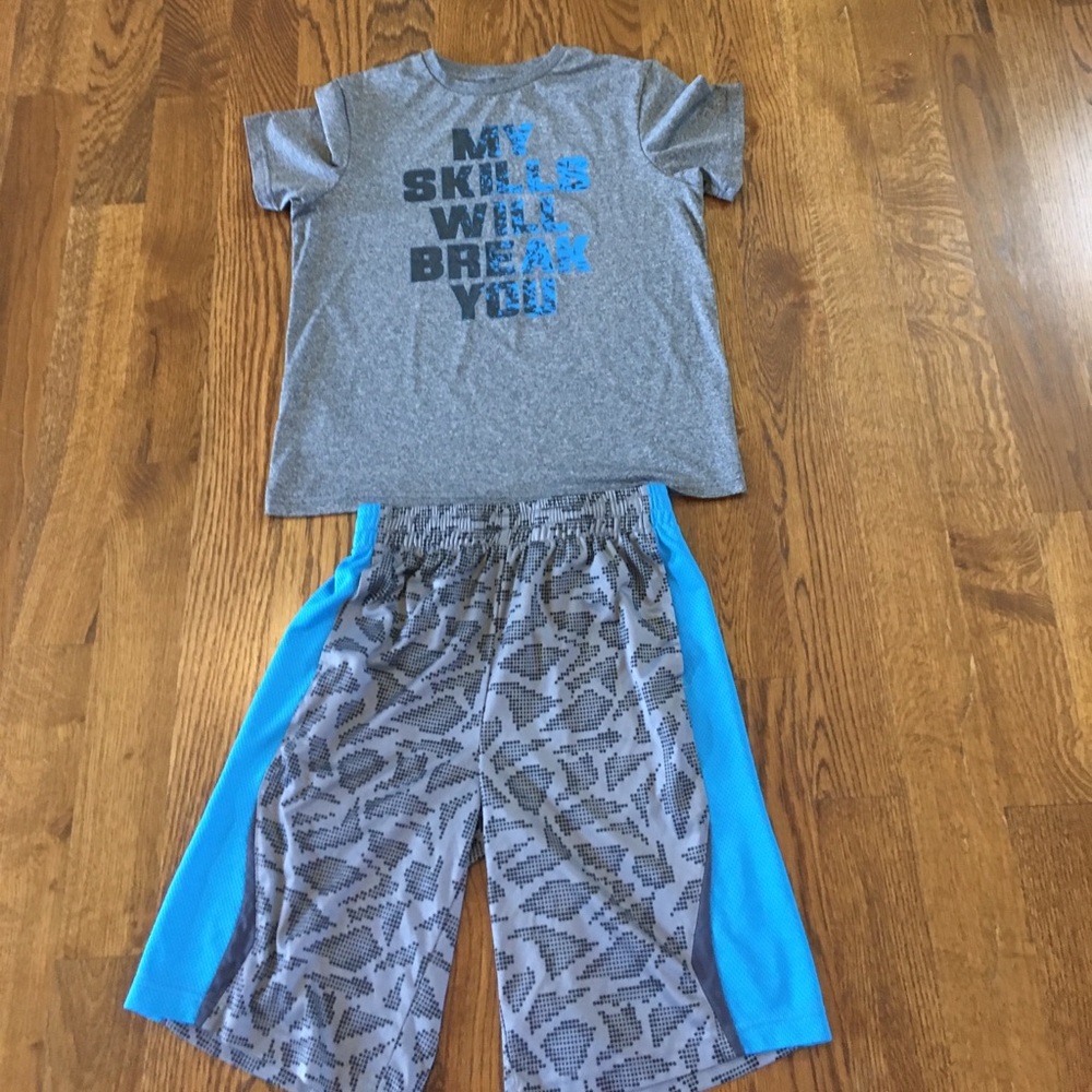 NEW PRICE 🙌🏻 Tek Gear 2 pc set!