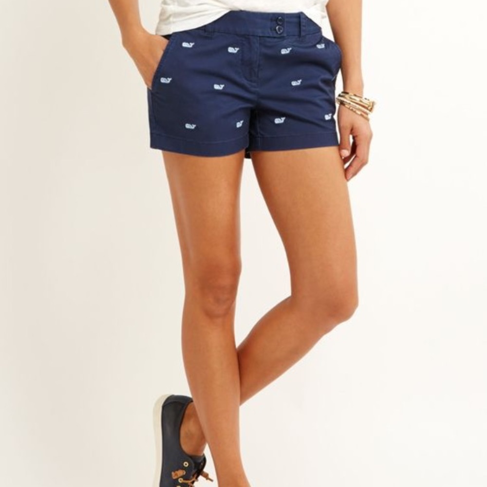 Vineyard Vines Whale Embroidered Dayboat Shorts