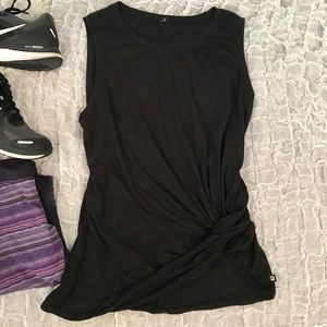 Fabletics knot tank