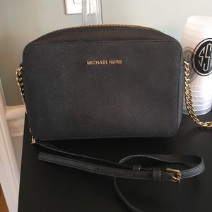 Michael Kors Black Jet Set Large Crossbody