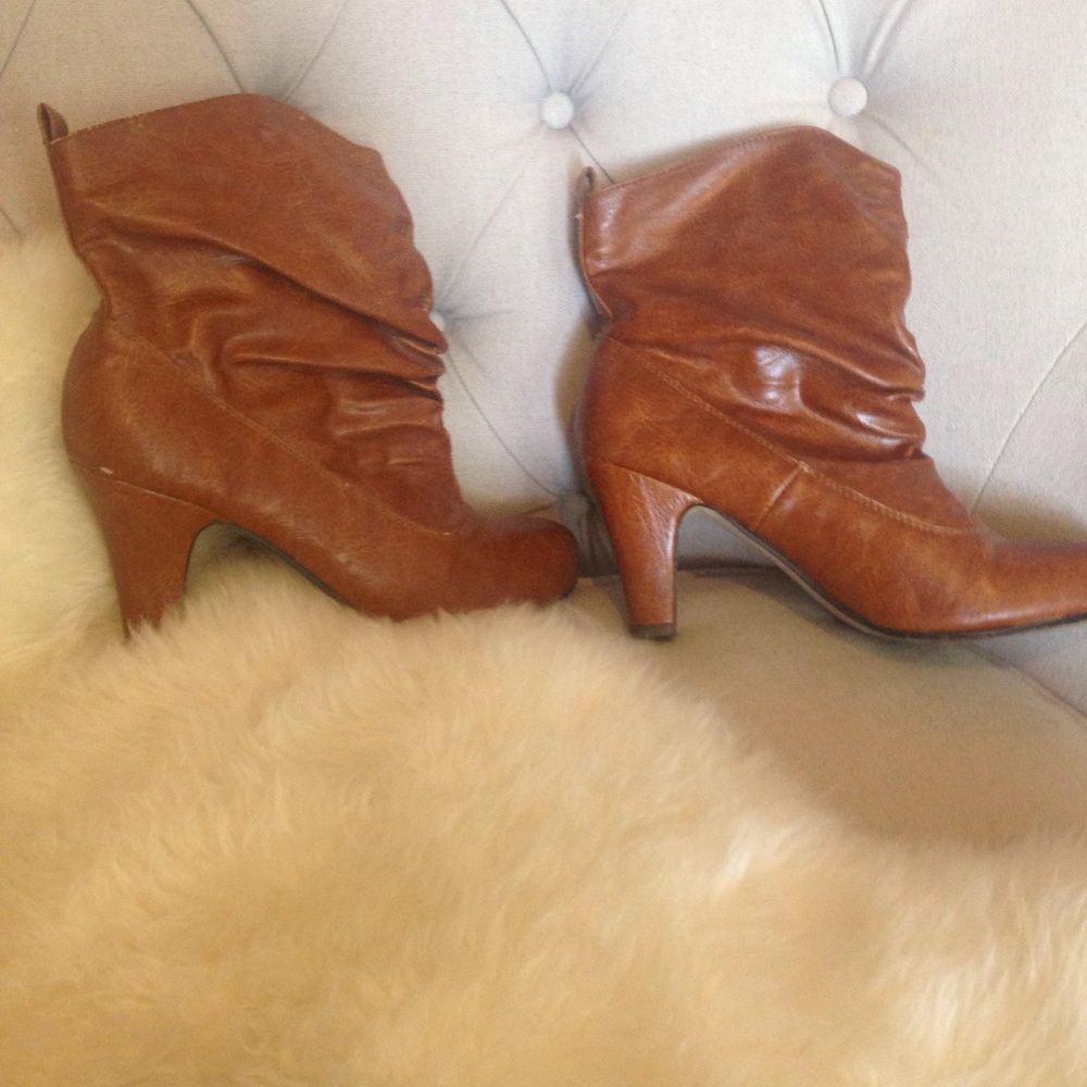 Ankle boots