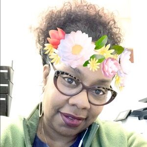 Meet your Posher, Debra