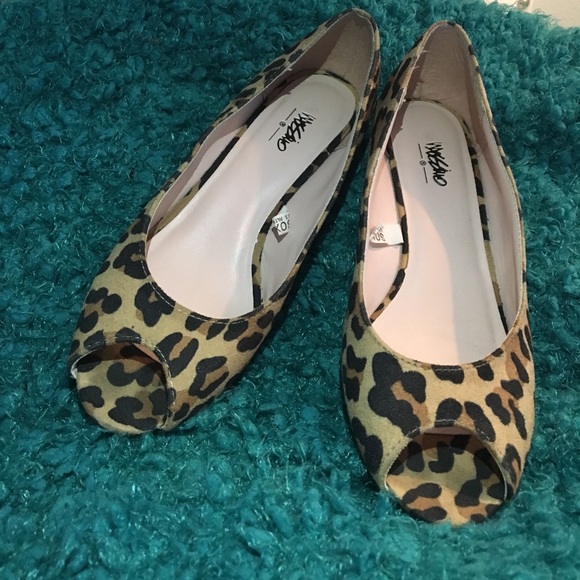Mossimo Supply Co. Shoes - MOSSIMO CHEETAH PRINT HEELS!!!!!