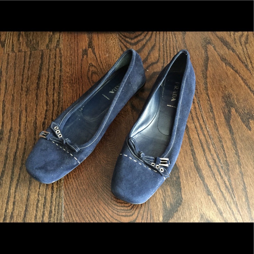PRADA never worn, navy blue suede flats