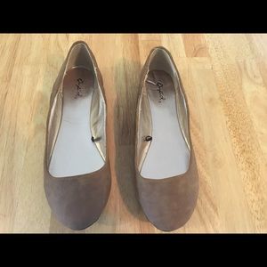 Qupid Ballet Flats NWOT