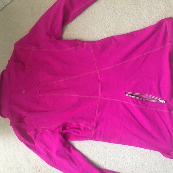 Lululemon Run Your Heart Out Pullover - Picture 5 of 6
