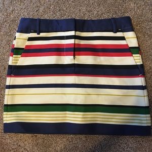 J Crew skirt. 93% cotton with nylon stretch.