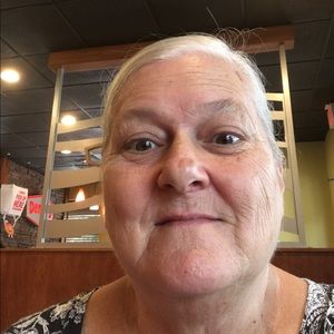 Meet your Posher, Sandy