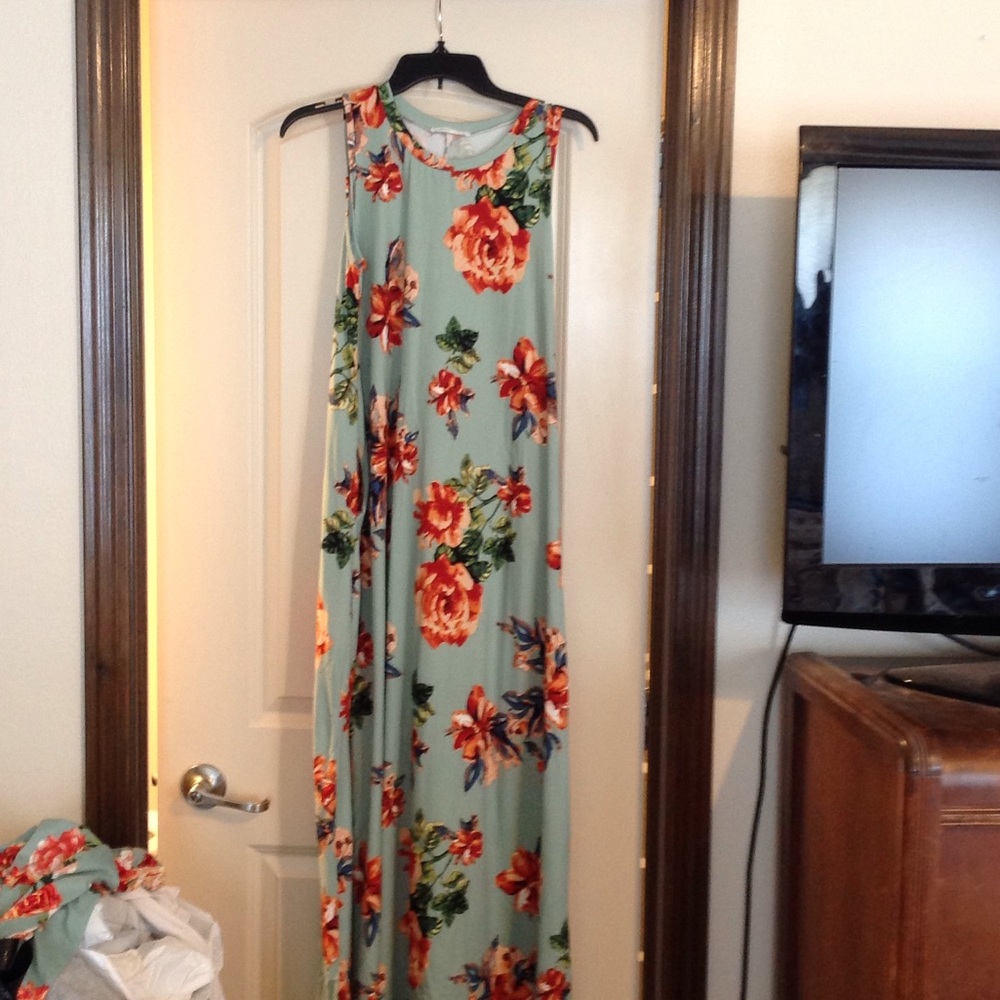 Maxi dress
