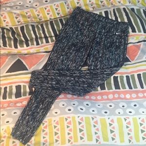 Nike leggings