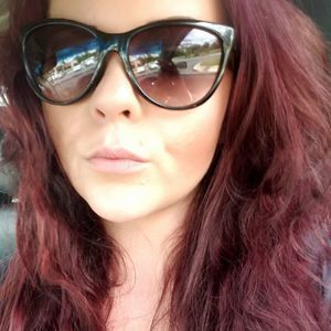 Meet your Posher, Nikki