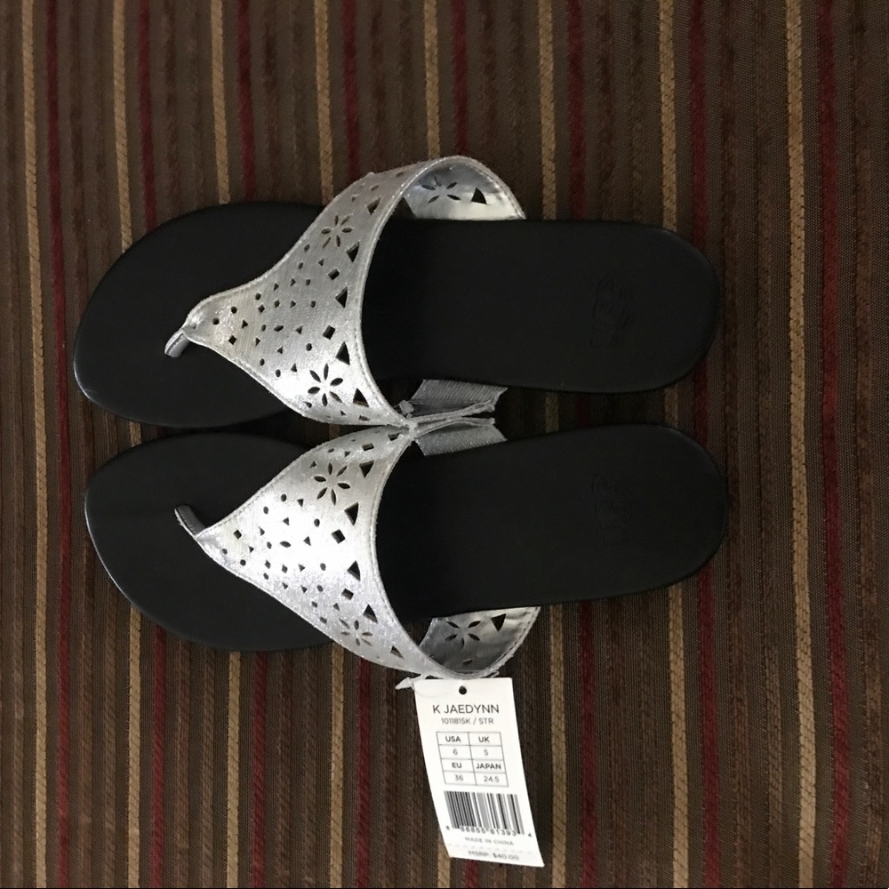 Girls Ugg K Jaedynn Silver Sandal