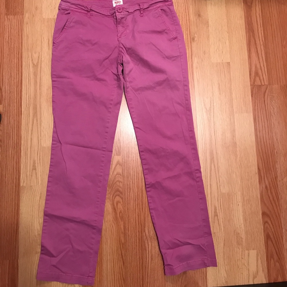 Women's khaki pants
