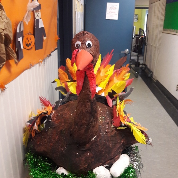 Meet your Posher, Lori - Picture 2 of 2