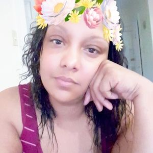 Meet your Posher, Cynthia