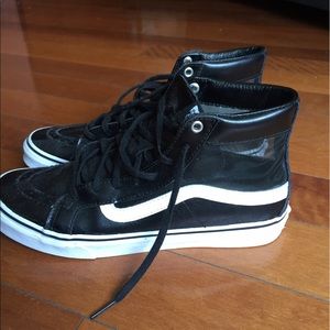 Vans SK8-Hi Slim Cutout