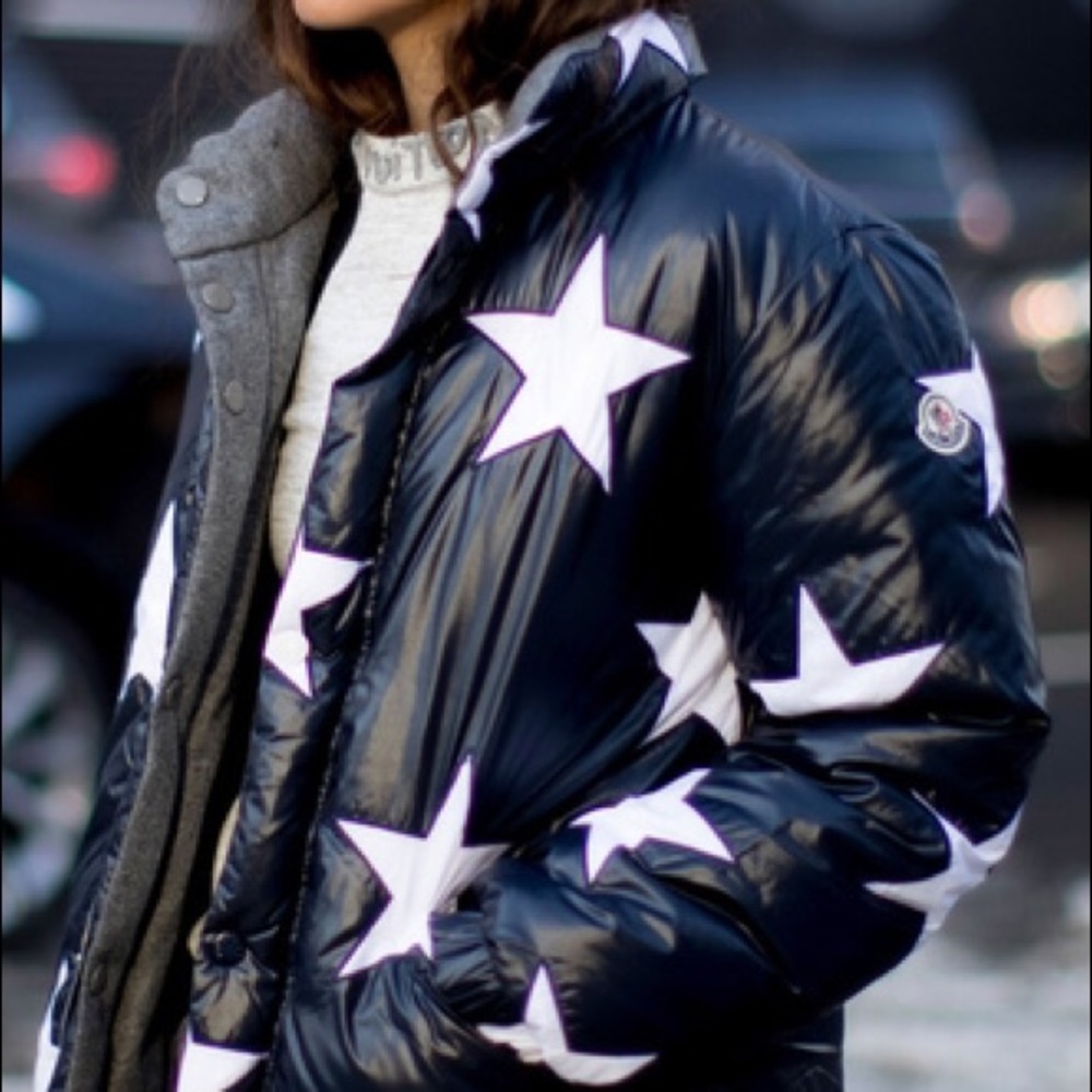 ISO Moncler ⭐️ coat (not for sale, looking to buy)