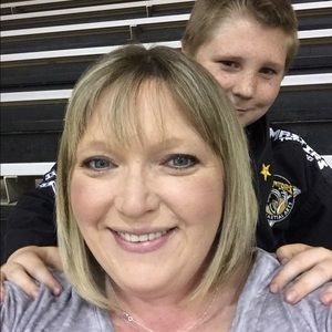 Meet your Posher, Laurie