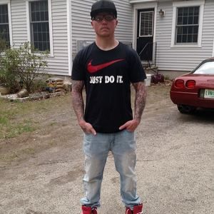 Meet your Posher, Derrick